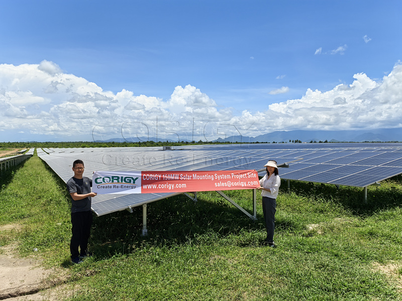 Proyecto PV de aleación de aleación de aluminio montado en el suelo Corigy 150MW completado en 2024