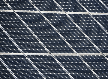 Sudáfrica considera llamado a petición de los aranceles en la importación de módulos solares