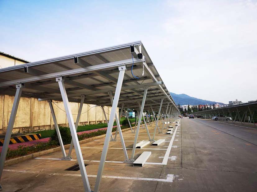  CORIGY SOALR completa de 1,3 MW solar carport en china